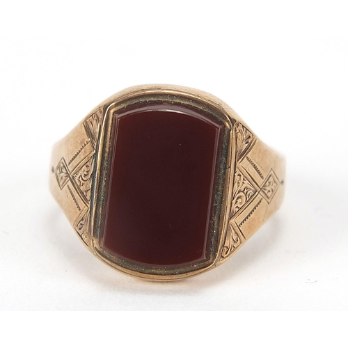 1616 - Victorian 9ct gold carnelian signet ring with engraved shoulders, hallmarked Birmingham 1881, size P... 