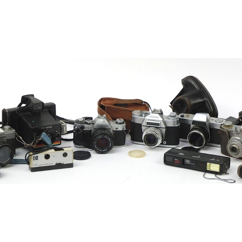 1882 - Group of vintage cameras including Voiglander Bessamatic, Koroll 24S, Canon AE-1 and Kowa H