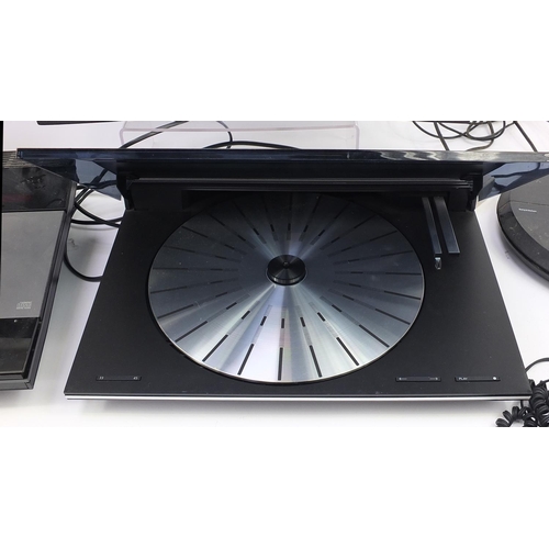 Bang & Olufsen audio equipment comprising Beocenter 8500 Bang & Olufsen audio equipment comprising Beocenter 8500