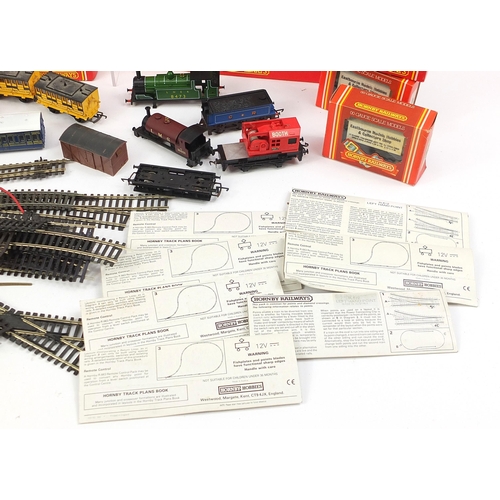 1972 - Hornby 00 gauge model railway and accessories, mostly boxed, including advertising wagons, 75 ton br... 