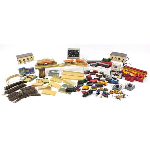 1971 - Model railway and accessories including Hornby Dublo and Bachmann