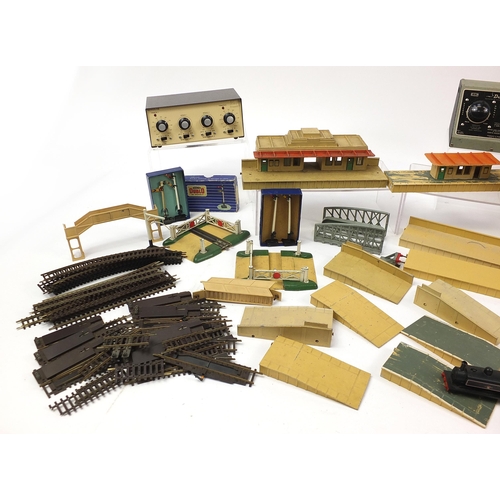 1971 - Model railway and accessories including Hornby Dublo and Bachmann