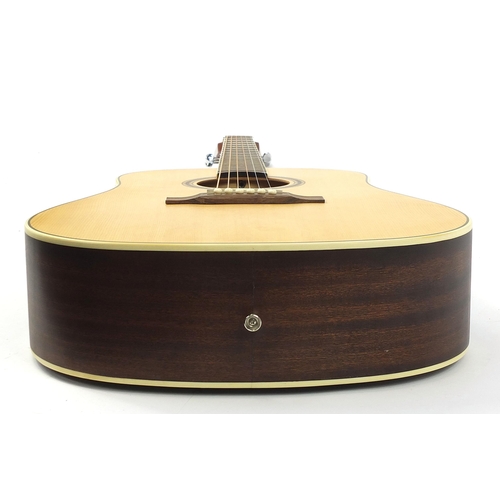 2000 - Hartwood Prime, six string wooden acoustic guitar model HW-Prime-DN