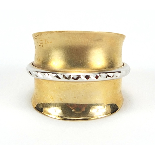 2281 - Designer 9ct two tone gold ring, size O, 4.2g