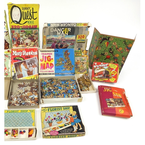 1913 - Collection of vintage jigsaw puzzles including Batman, Popeye, Yogi Bear, Disneyland and Sooty