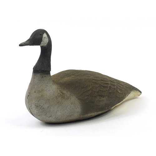 663 - Vintage Carry Lite Canadian goose decoy, 57cm in length