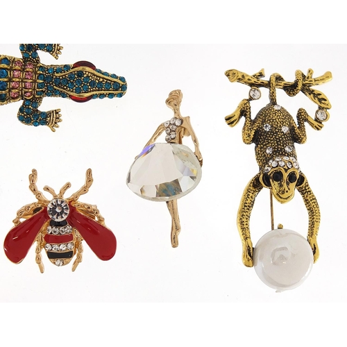 2772 - Seven jewelled and enamel animal and insect brooches including alligator, frog, monkey and elephant,... 