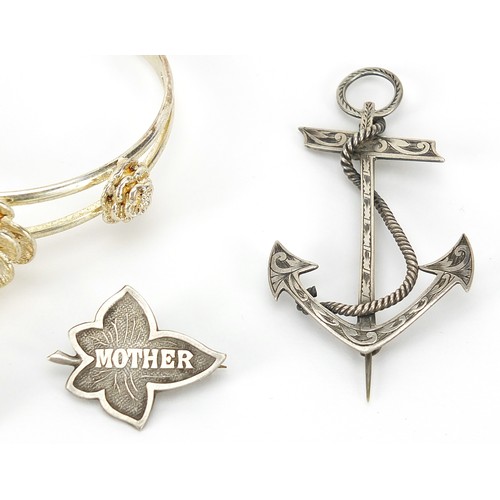 2797 - Silver jewellery including anchor brooch, rose design bangle and mother of pearl brooch