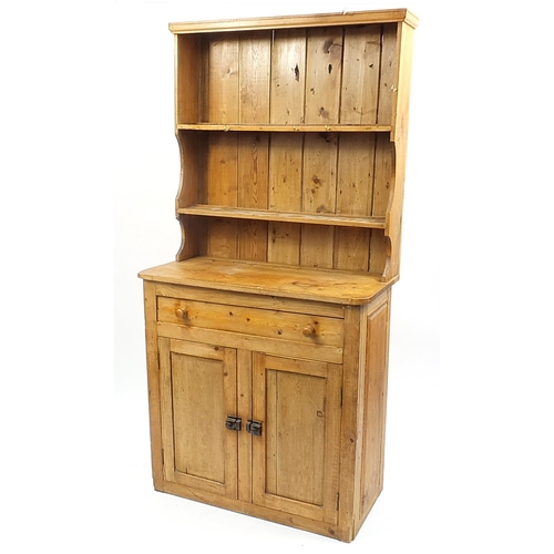 689A - Pine dresser with open plate rack above a drawer and cupboard base, 182cm H x 90cm W x 44cm D