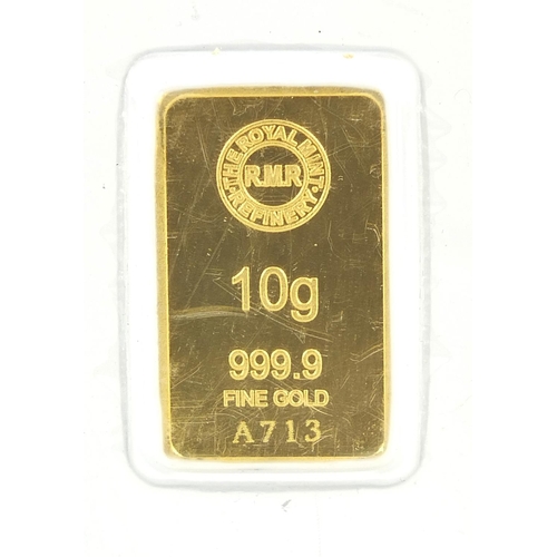 42 - The Royal Mint 999.9 fine gold 10g gold bar - this lot is sold without buyer’s premium, the hammer p... 