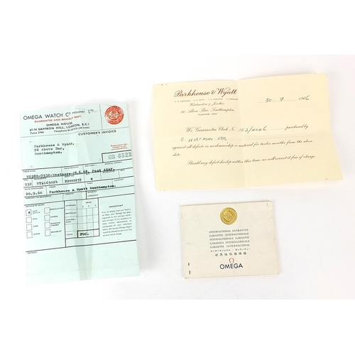 171 - Omega, vintage gentlemen's Omega Seamaster 300 automatic wristwatch with related paperwork, cal 552,... 