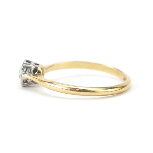 172 - 18ct gold and platinum diamond solitaire ring, approximately 0.3ct, size O, 1.9g