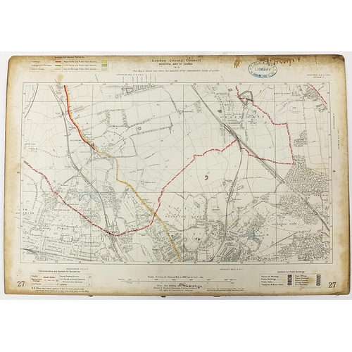 1743 - London County Council Municipal Map of London, Edition 1913 with Field & Sons library stamps, Martin... 