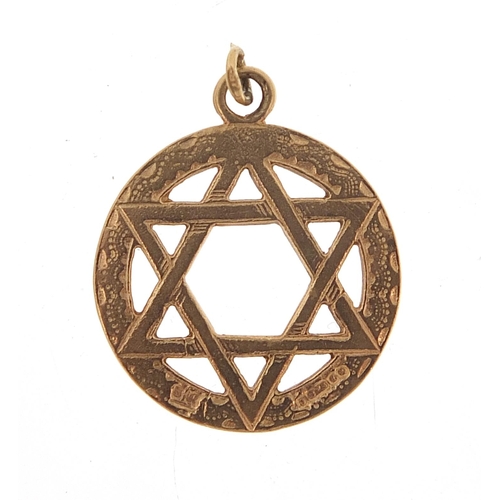 1009 - 9ct gold Star of David pendant, 2.5cm high, 2.8g