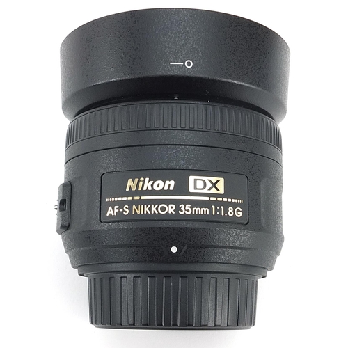 1529 - Nikon DX camera lens, AF-S Nikkor 35mm