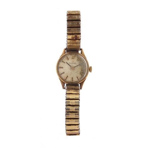 895 - Omega, ladies 9ct gold wristwatch, 19mm in diameter