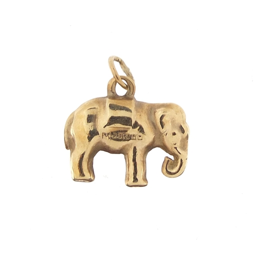 947 - 9ct gold elephant charm, 1.4cm in length, 0.7g