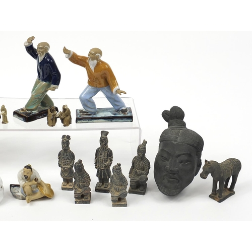 1424 - Chinese pottery and figures including mud men, the largest 16cm high