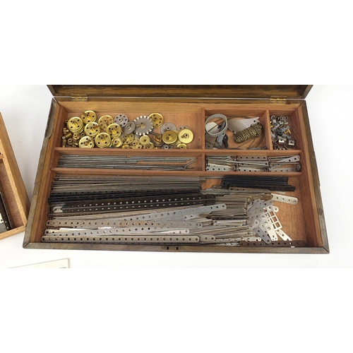 743 - 1930's oak cased Meccano no 6 construction set, overall 57cm wide