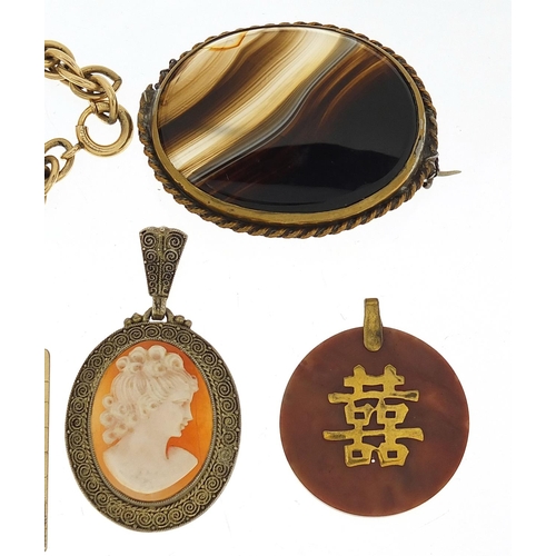 1107 - Vintage and later jewellery including two cameo pendants, an agate brooch and a 12ct gold plated Oct... 