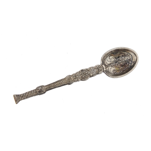 1133 - Silver Jubilee anointing spoon silver brooch with box, 5cm in length