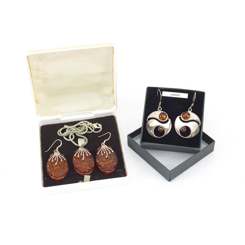 1163 - Two pairs of silver and amber earrings and pendant on chain, 23.0g