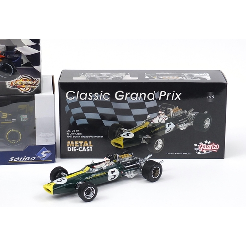 727 - Five 1/18th scale F1 racing vehicles including Sebastian Vettel Virago and Hot Wheels racing Felipe ... 