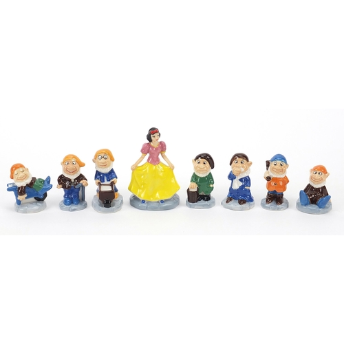 461 - Wade Snow White and the Seven Dwarfs, the largest 8cm high