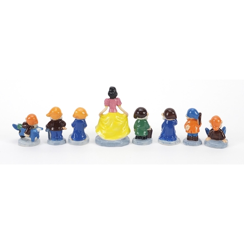 461 - Wade Snow White and the Seven Dwarfs, the largest 8cm high