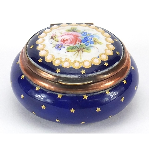 63 - Antique blue enamel jeweled pill box with hinged lid, 4cm in diameter