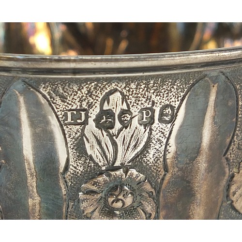 270A - Thomas Johnson, William IV silver cup embossed with flowers, London 1830, 9.5cm high, 185.0g