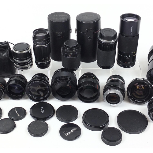 1547 - Collection of vintage and later camera lenses including Tamron, Teleplus and Takumar