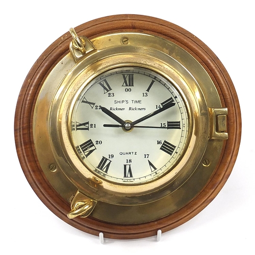 1528 - Brass ship's bulk head design wall clock, 27cm in diameter