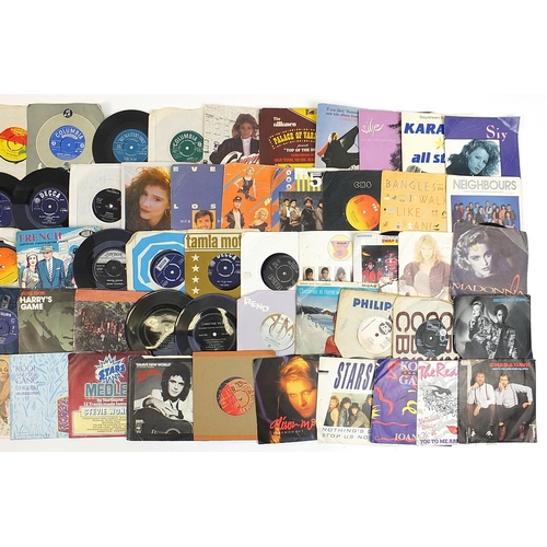 484 - Group of vinyl LP's and 45rmp records including The Shadows, Lulu, Cliff Richard, David Bowie, Elvis... 