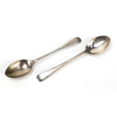 311 - W S Savage & Co, set of six silver teaspoons and sugar tongs housed in a fitted case, Sheffield 1915... 