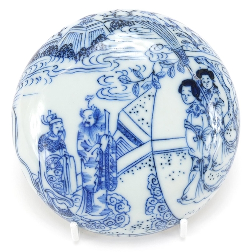 444 - Chinese blue and white porcelain box and cover hand painted with figures in a palace setting, six fi... 