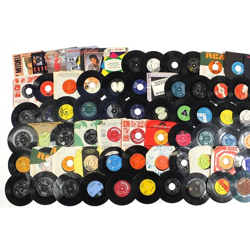 635 - 45rpm records including The Rolling Stones