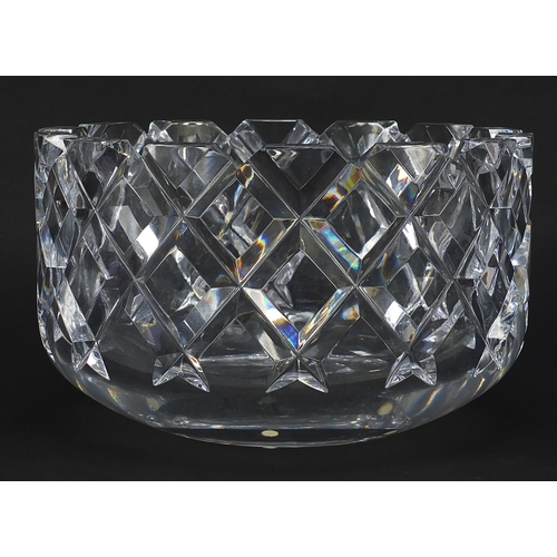 137 - Gunnar Cyren for Orrefors, Swedish cut crystal salad bowl with servers housed in a mahogany case, th... 