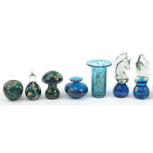 568 - Mdina glass paperweights and vases including  two seahorse paperweights, the largest 16cm high