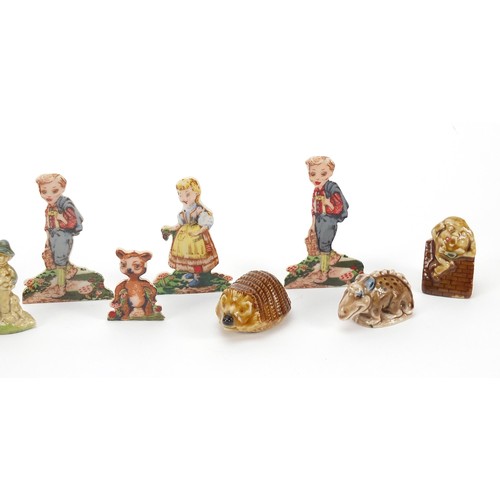 241 - Wade Snippets and Whimsies including Hansel and Gretel, the largest each 6.5cm high