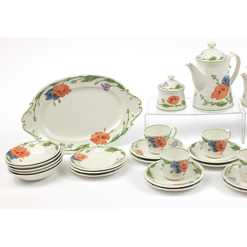 573 - Villeroy & Boch Amapola dinner and teaware including coffee pot, teapot and trios, the largest 22cm ... 