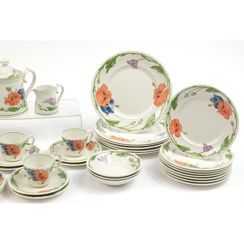 573 - Villeroy & Boch Amapola dinner and teaware including coffee pot, teapot and trios, the largest 22cm ... 