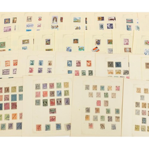 1916 - Extensive collection of Austria stamps from early arranged on several pages