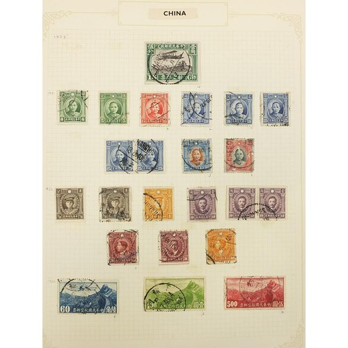 1960 - Early collection of Chinese stamp on ten pages