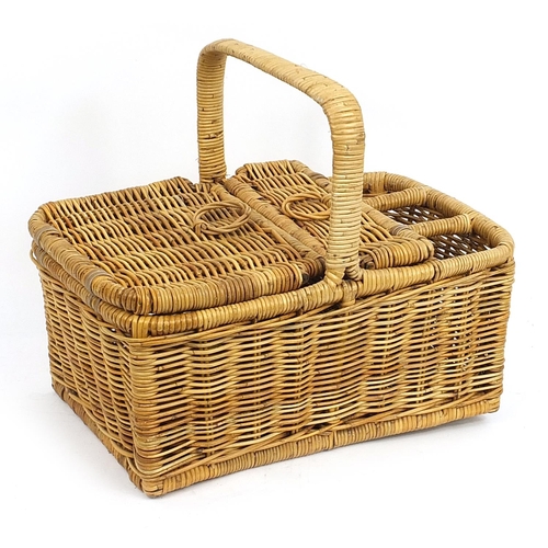 264 - Wicker picnic basket, 53cm wide