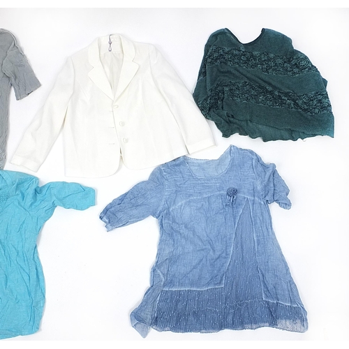 274 - Ladies summer tops and a cream summer jacket, sizes 16 - 20