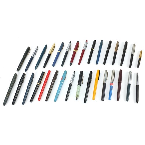 70 - Collection of vintage and later fountain pens