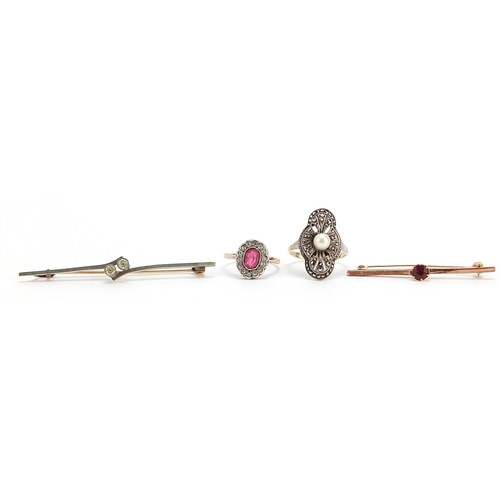 2183 - Antique and later jewellery including a 9ct gold red stone bar brooch and a 9ct gold silver marcasit... 