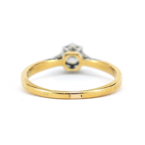 886 - 18ct gold and platinum diamond solitaire ring, size L, 2.0g