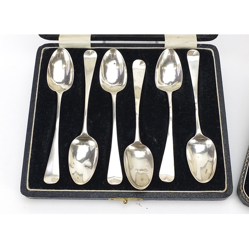 842 - Two sets of six silver teaspoons, each with fitted case, the largest 11.5cm in length, total 127.2g